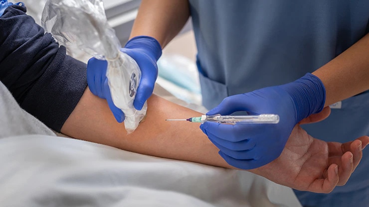 <h3>SELECCIONAR el dispositivo de acceso vascular adecuado</h3>
<p>&nbsp;</p>
